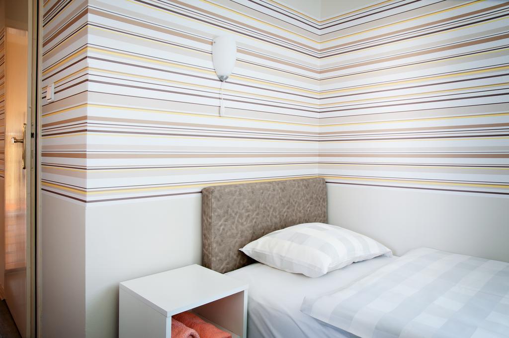 Guest House Family Kanjiza Room photo